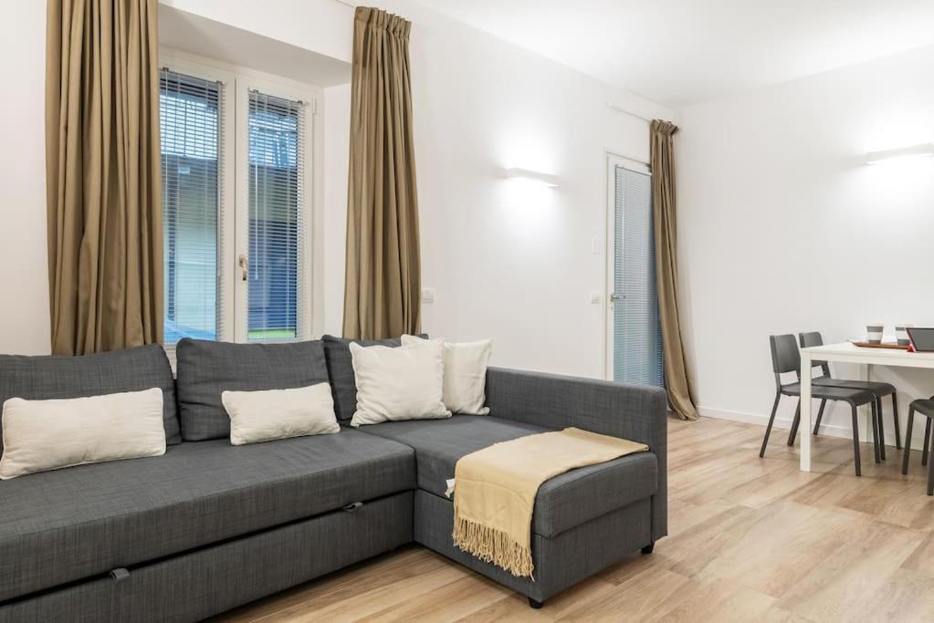 Mora Flexyrent A.C. - Colonne Lägenhet Milano Exteriör bild